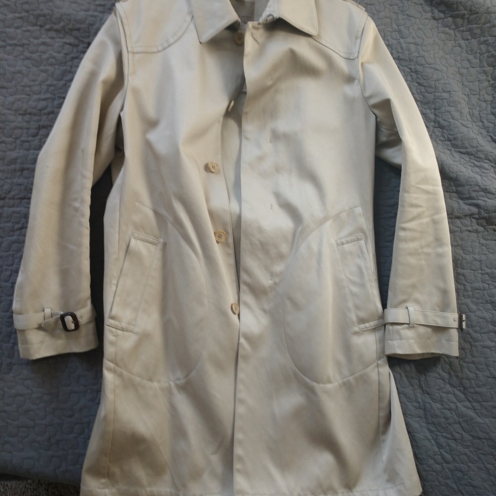 Men's Banana Republic Belted Trench Coat - Picture 2 of 8